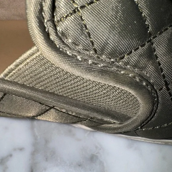 Mossimo Supply Co quilted slip on Shoes Olive color - Picture 3 of 4